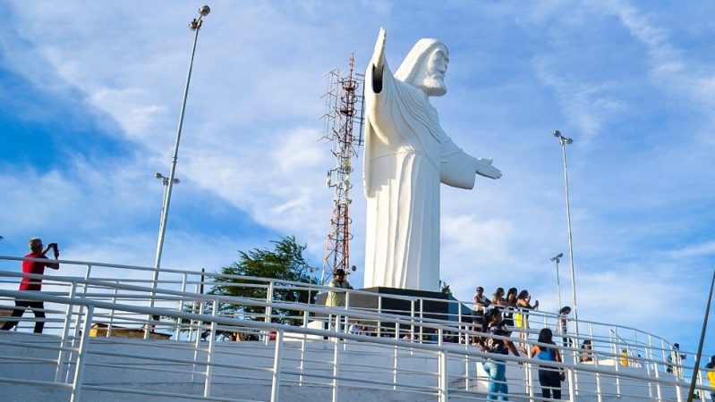 Cristo do Goiti passa por manutenção para a Semana